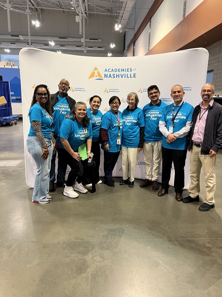 MNPS EL Office (@mnps_el) on Twitter photo Our MNPS EL Interpretation Team ensured every student had access to the information shared <a href="/MyFutureMyWay/">Academies of Nashville</a> Career Exploration Fair! Over 5,000 <a href="/MetroSchools/">Metro Schools</a> Freshmen came to see what career opportunities exist for them and ways to achieve their career goals! #everystudentknown Our MNPS EL Interpretation Team ensured every student had access to the information shared <a href="/MyFutureMyWay/">Academies of Nashville</a> Career Exploration Fair! Over 5,000 <a href="/MetroSchools/">Metro Schools</a> Freshmen came to see what career opportunities exist for them and ways to achieve their career goals! #everystudentknown