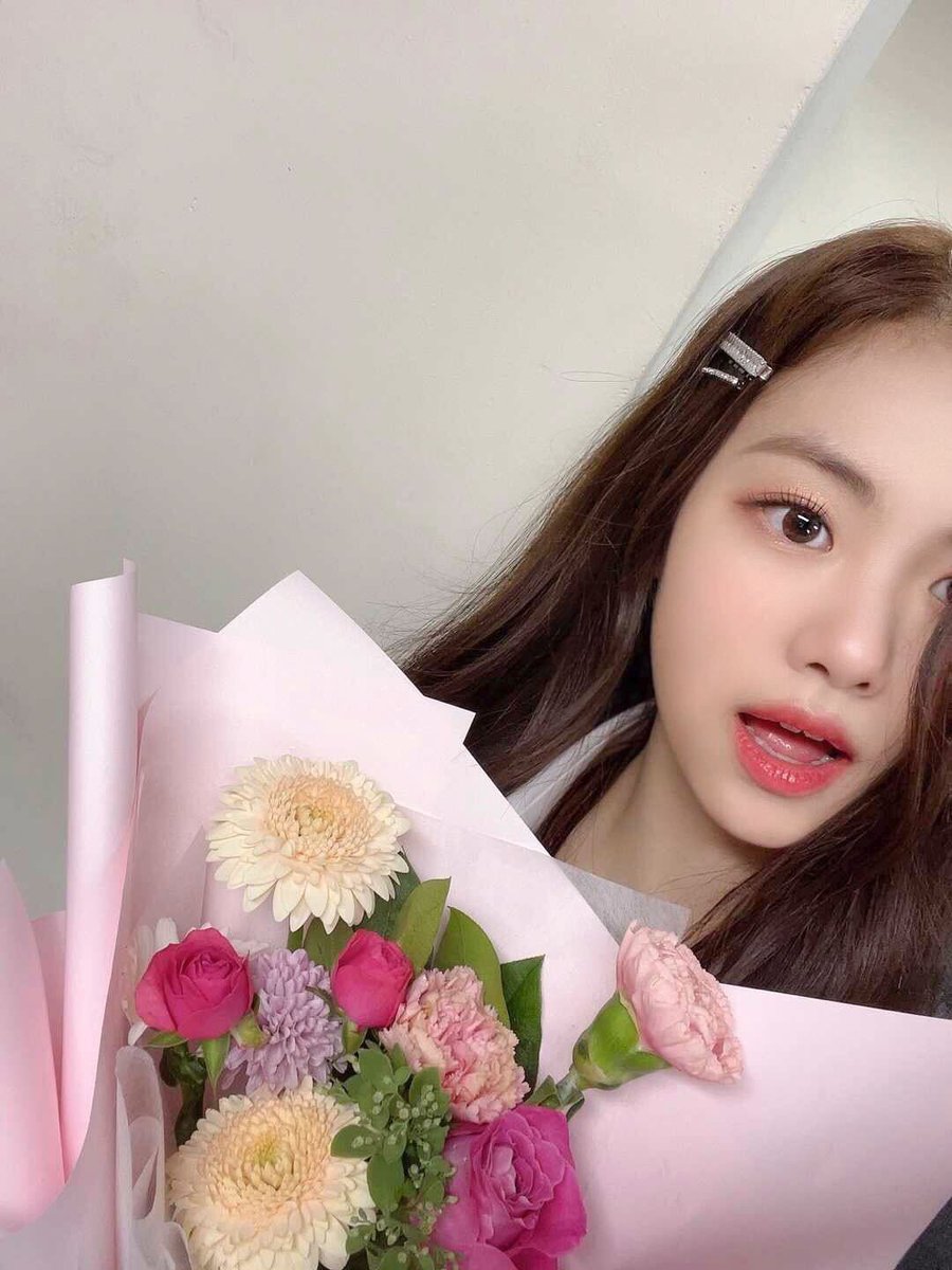 garamkizm's tweet photo. Happy birthday to one of my favorite girls! Garam-ah, I miss you so much. I hope you’re always doing well, and many good things come your way. I can't wait for your debut as an artist, I'll always support you🫶🏻
#NineteenWithSerene #RAMIIIVERSARY
#11월의요정김가람
#김가람 #GARAM https://t.co/bKyKZG4UHd