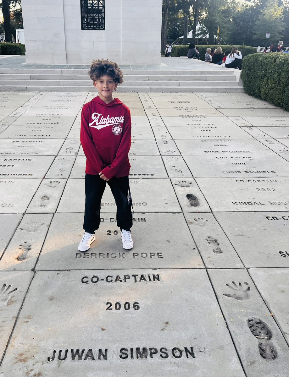 Juwan Simpson (@simponetwo) on Twitter photo 17 years later, these moments are what its all about! #Captain #RollTide <a href="/AlabamaFTBL/">Alabama Football</a> 17 years later, these moments are what its all about! #Captain #RollTide <a href="/AlabamaFTBL/">Alabama Football</a>