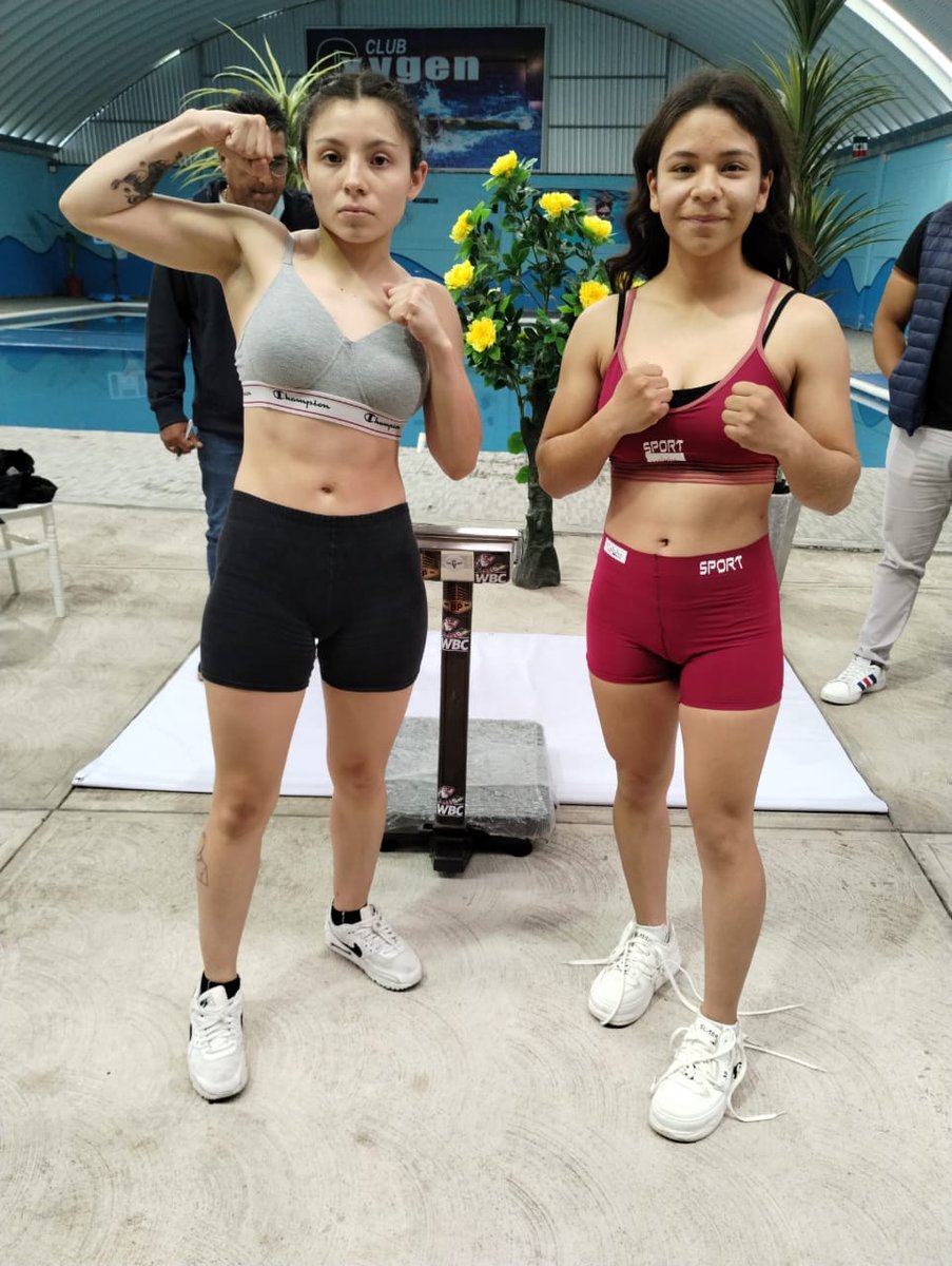 Dos promesas k al chico rato serán celebridades, Fabiola Harley Quinn Tovar y Andrea Benítez, CDMX vs Puebla, dos amigas y compañeras de vida, sólo lo Mejor y a seguir creciendo, como verdaderas campeonas, armadas de valor, las amo :) :) jeje