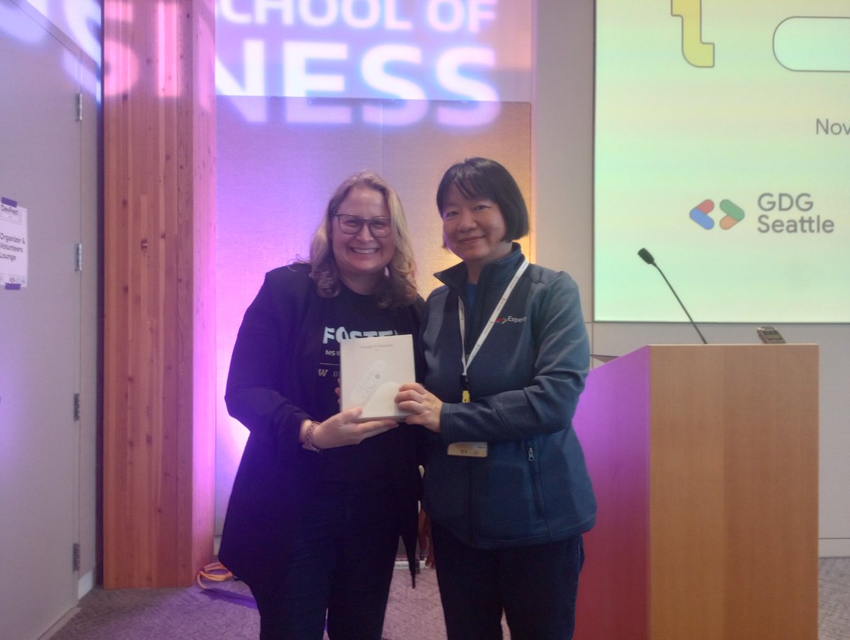 OMG Tau won the 4K Google Streamer #devfest2024