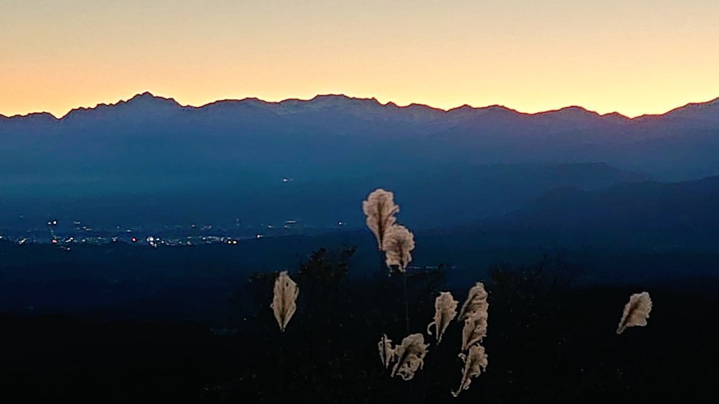 kunaicyou's tweet image. おはようございます

秋も深まり冬がすぐそこまで来ています
早朝の富山市は晴れの良い天気
朝食時間まで無線ごっこしていきます

DCR
とやまSW320
とやまTA38

430MHz DMR
JF9SPT

145MHz DMR
JH9XXF

いつもありがとうございます！
良い日曜日を

#デジ簡
#アマチュア無線
#DMR
#牛岳温泉スキー場