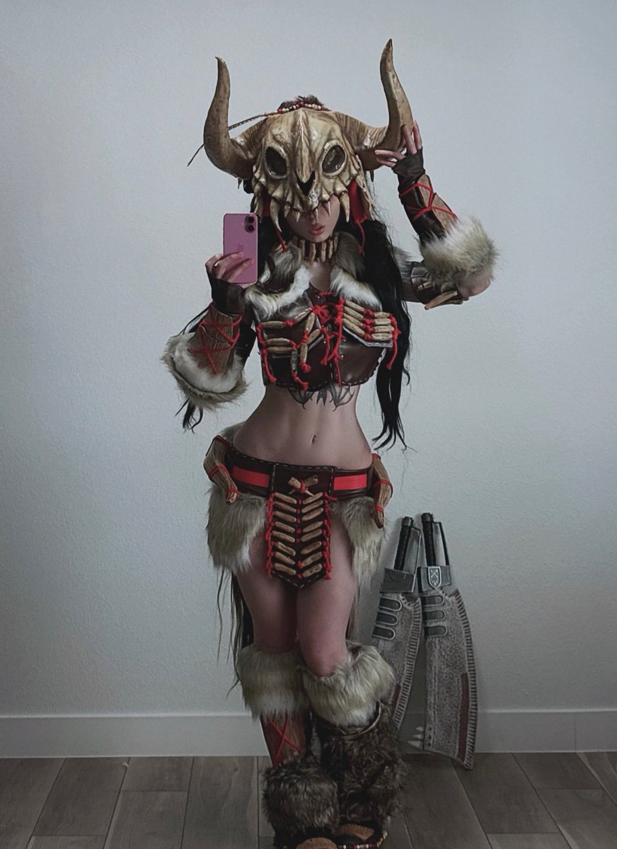 armored up☠️ https://t.co/dJwDXevUaF