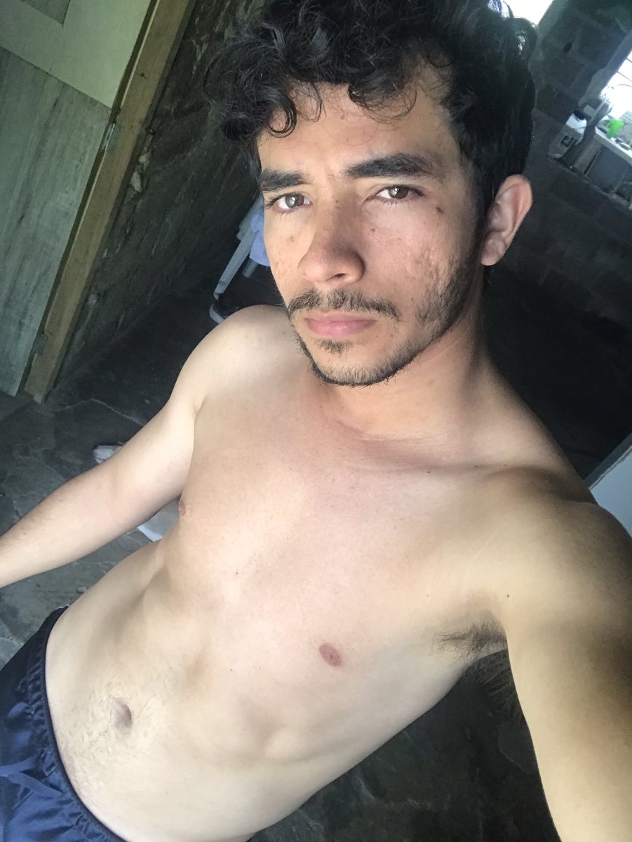 playguy98's tweet photo. Buenas noches mis bebés 😏❤️
#CONTENIDO18 #explicitcontents #gay #bigdick https://t.co/t5917L2uGB