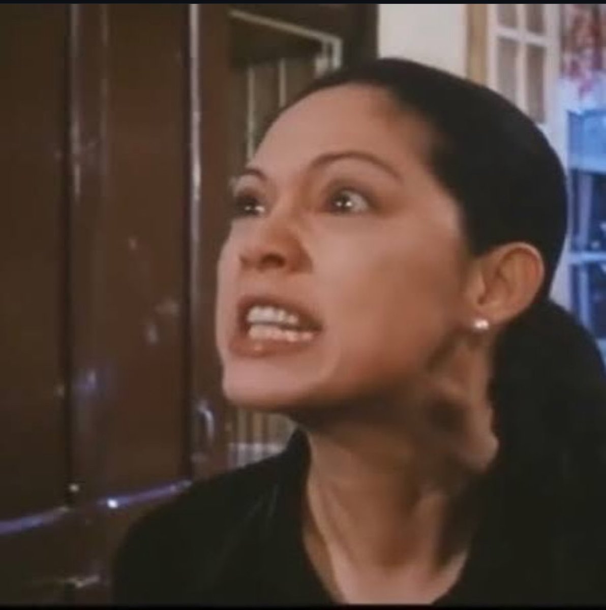 JKN: HALUUUUU UNIVAAAARSSS!

Me: HUUUWAG MO AKONG MA HALU HALU DYAN! WALANG MAGHAHALU SA PAMILYANG ITO! 

#MissUniverse2024 #MissUniverse #Chel5sea