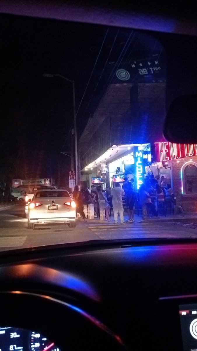 CaballeroAtent0's tweet image. 