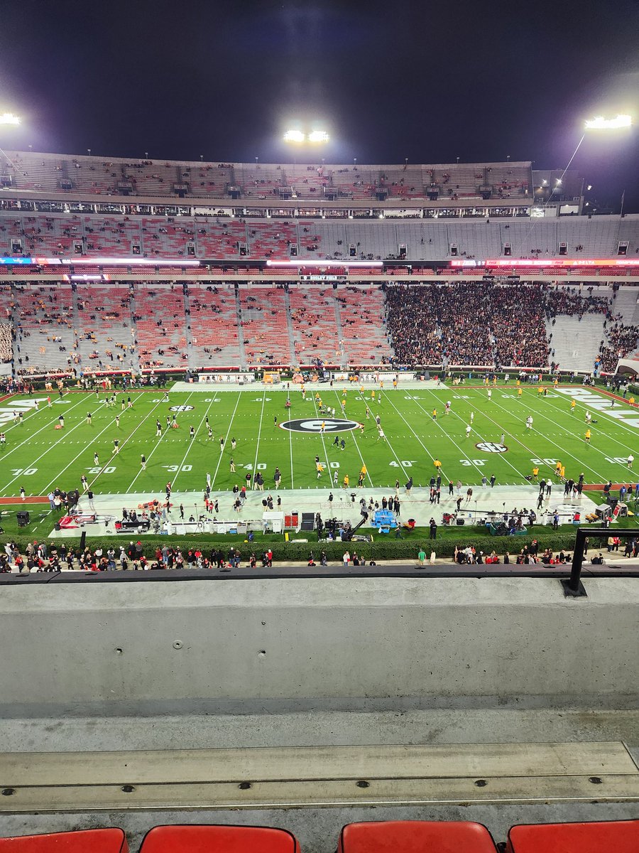 GLesemann's tweet photo. Another SEC stadium checked off the list. Sanford Stadium is the best, so far. First night game, so....
#RetirementIsAwesome 
##BlessedBeyondMeasure https://t.co/iv9OO8zRUY
