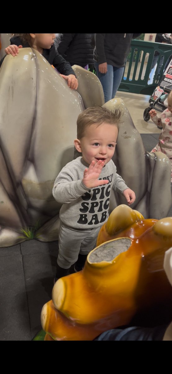 Oliver still isn’t feeling well but we walked to see 🦖🦕  Dino’s anyway.  Now we are home medicating and resting.