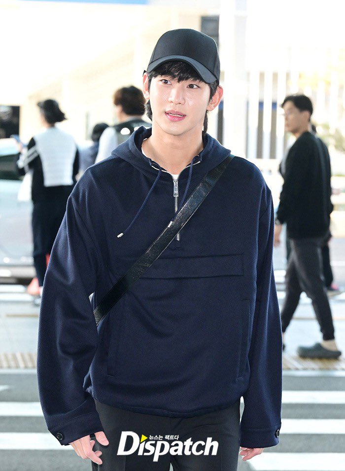 2024.11.15 인천국제공항 출국✈️ 
Headed to Malaysia for the Cuckootopia Music Fest. 

#KimSooHyun #김수현
#キムスヒョン #金秀賢