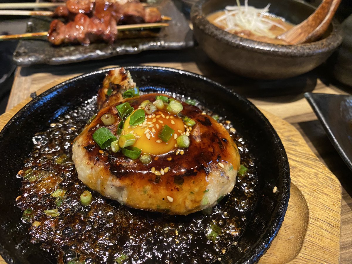 何を頼んでも美味しい居酒屋🍻
火入れがとっても上手で本当に串が絶品
一品のサイズが丁度良くて
たくさん種類食べれるのも嬉しい☺︎

#まるし
#埼玉グルメ #埼玉居酒屋
#川口グルメ #川口居酒屋
#居酒屋 #焼き鳥