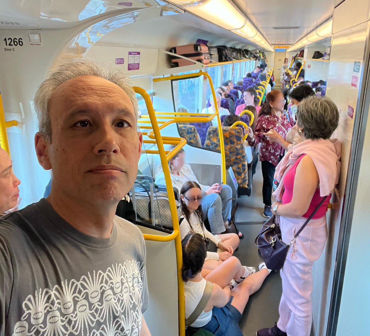 ptua's tweet image. 3-car train to Ballarat. Completely inadequate for the demand. Passengers joking that the only spare seats are in the toilets.

We’d tag PTV, but they’ve left one of the most popular social media platforms

#MoreTrainsPlease #MoreServicesPlease #MoreCarriagesPlease