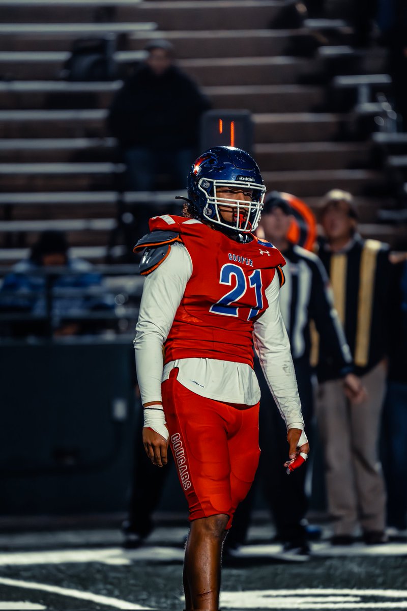 davis_dycin's tweet image. Junior year is a wrap💯

Check out some of my Junior year highlights.
hudl.com/v/2QkSrL

⭐️88 TKLS
⭐️57 Solo
⭐️25 TFL
⭐️13 SKS
⭐️ 1FF

6&apos;4&quot;, 235 pounds, GPA 3.9

@Coopercoogs1 @Darkace08 @USArmyBowl @adamgorney @CoachTMcCormick @Coach_Hadnot