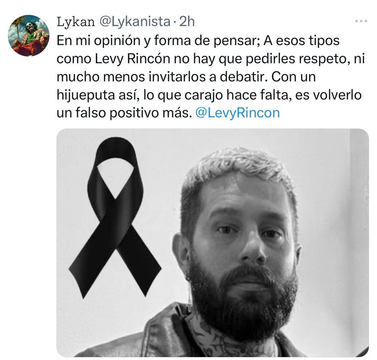 Este mensaje es una amenaza directa contra <a href="/LevyRincon/">Levy Rincón</a> y un reflejo escalofriante de cómo el discurso de odio busca normalizar la violencia en Colombia. Hablar de convertir a alguien en un falso positivo no solo trivializa uno de los capítulos más oscuros de nuestra historia,