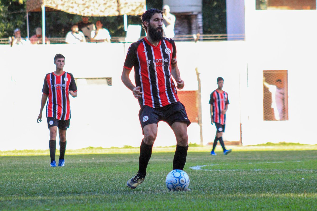 RCPergamino20's tweet photo. ๐คฉ ยกPostales que nos dejรณ el empate de esta tarde en el bosque!
๐ธ /michaelfotografiasok
#TorneoRegionalAmateur
#DaleRCP ๐ดโชโซ https://t.co/zwMplvenzB