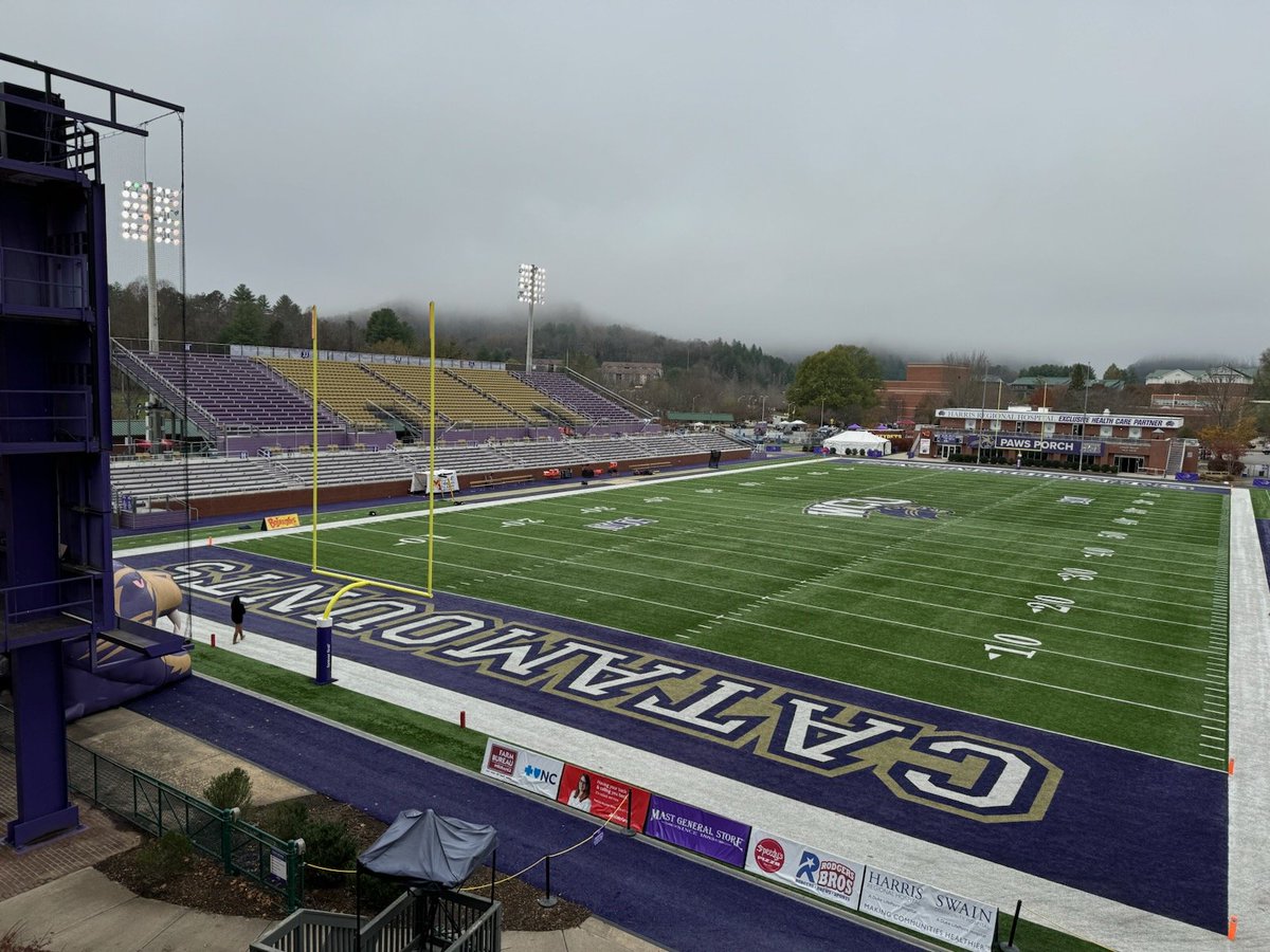 Owen Sayers (@owenss40) on Twitter photo Had a great time at Western Carolina University today. Thank you for having me out can’t wait to come back. <a href="/CatamountsFB/">Western Carolina Football</a> <a href="/MaggieJMullen20/">Maggie Mullen</a> <a href="/CoachKerwinBell/">Kerwin Bell</a> <a href="/CoachCochran58/">Brian Cochran</a> <a href="/WCUCoachO/">Jerry Odom</a> <a href="/Coach_McIntyre/">Coach Sean McIntyre</a> <a href="/Creekside_fb/">CREEKSIDE FOOTBALL</a> Had a great time at Western Carolina University today. Thank you for having me out can’t wait to come back. <a href="/CatamountsFB/">Western Carolina Football</a> <a href="/MaggieJMullen20/">Maggie Mullen</a> <a href="/CoachKerwinBell/">Kerwin Bell</a> <a href="/CoachCochran58/">Brian Cochran</a> <a href="/WCUCoachO/">Jerry Odom</a> <a href="/Coach_McIntyre/">Coach Sean McIntyre</a> <a href="/Creekside_fb/">CREEKSIDE FOOTBALL</a>