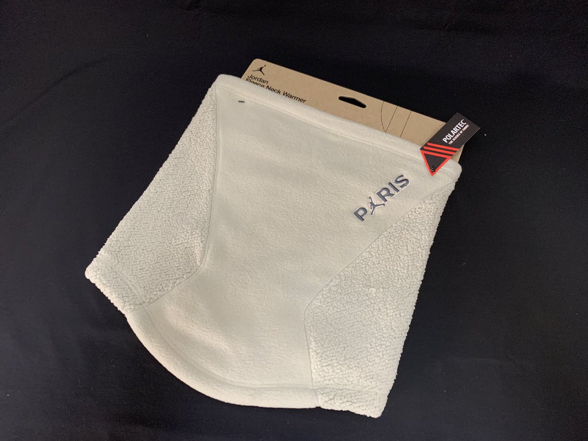 info42648043's tweet photo. カラー:パリサンジェルマン ストーン/アイアングレー
税込定価7,700円のところ
半額50%OFFの税込3,850円です☝️
お早めにどうぞ💦
#すみれスポーツ #jordan #ネックウォーマー#ネックラップ #neckwarmer #neckwrap #dryfit https://t.co/GERxV5rpjF
