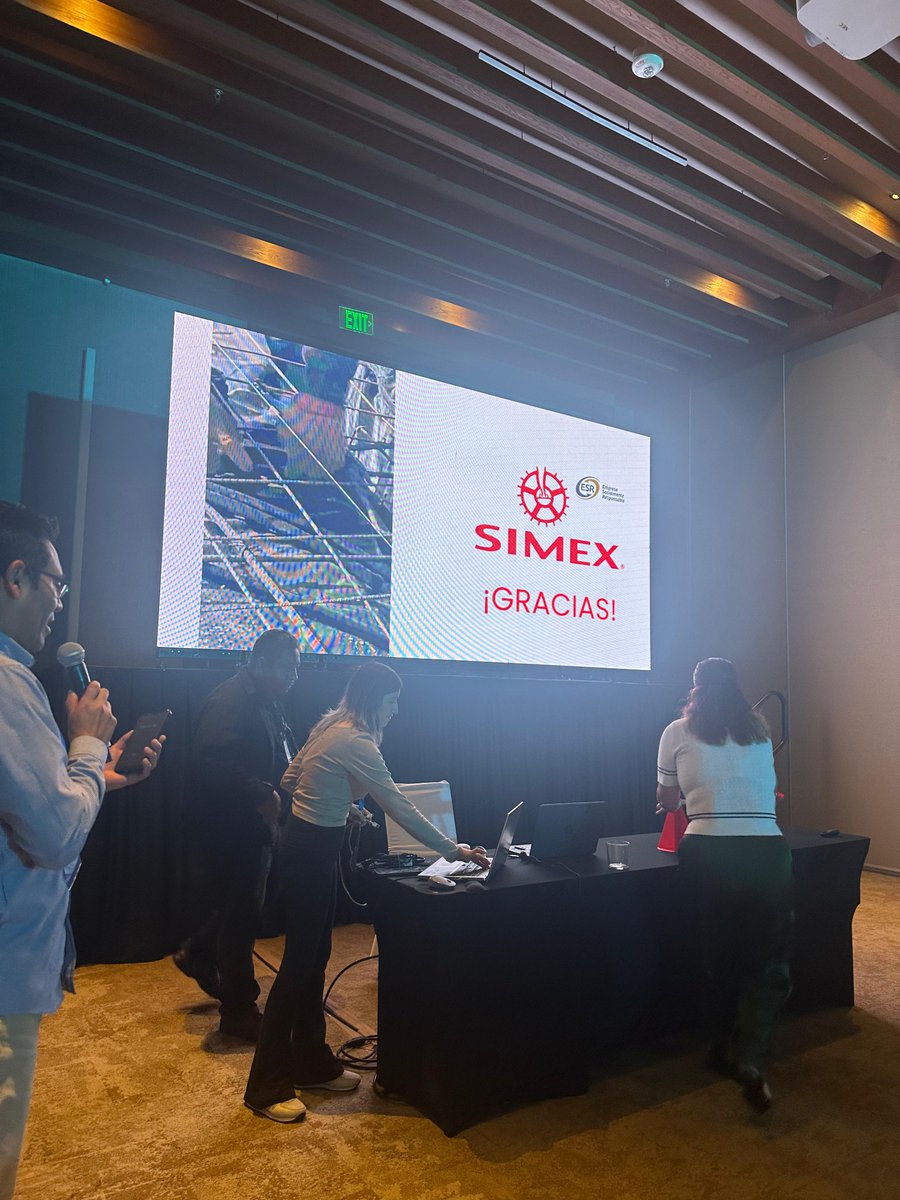 Silletas's tweet photo. 📝 Sábado de conferencia en el XXIV Congreso Nacional de Ingeniería Estructural 🎉¡Gracias a todos los asistentes! 

.

#simexenelcongreso #silletasyseparadores #silletassimex #ingenieríaestructural #construcción #construcciónsostenible https://t.co/iFt1b9nkDz