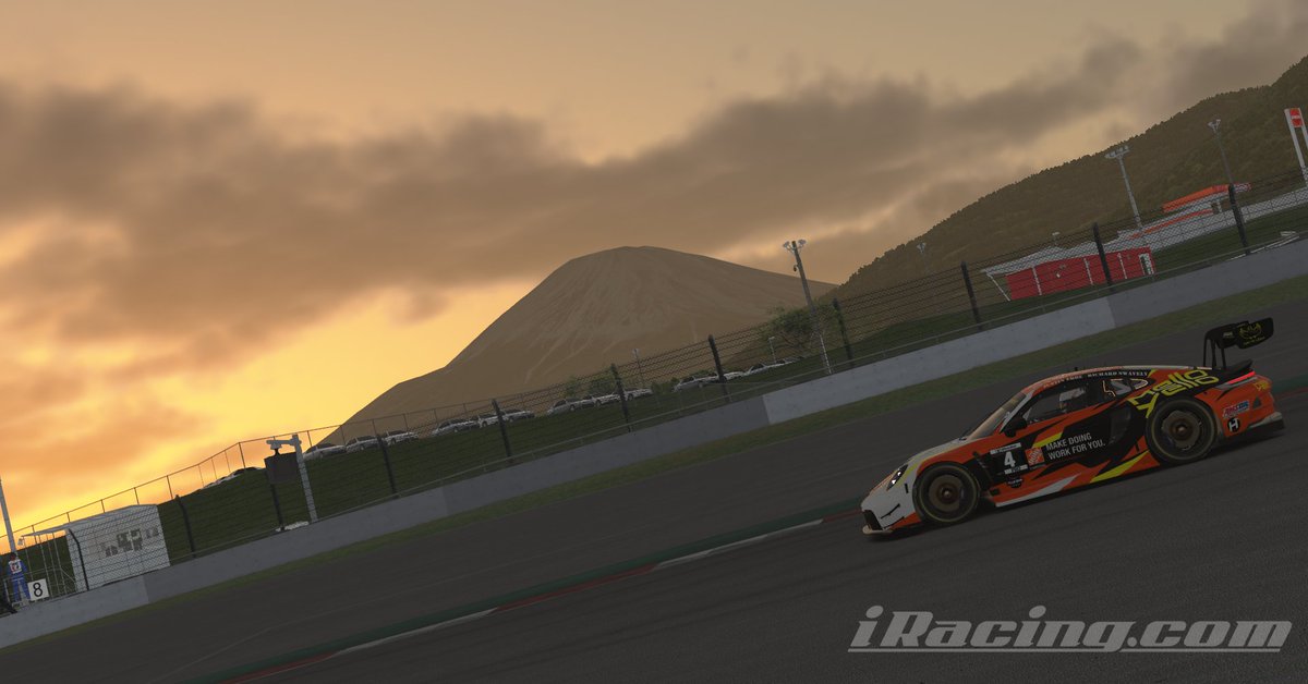 LOEiRacing's tweet photo. The orange team brings it home P5 after a great drive by Justin Erbe and Richard Swavely. Great top 5 run for them as they battled through the rain to bring home a clean car! https://t.co/GyJCNdRiE2