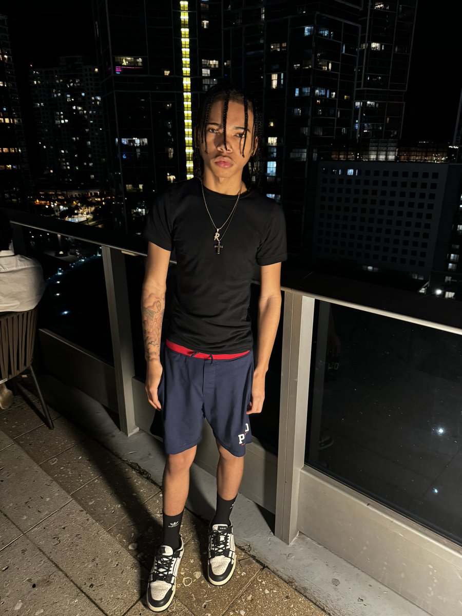 user2746392926's tweet image. Mia dump