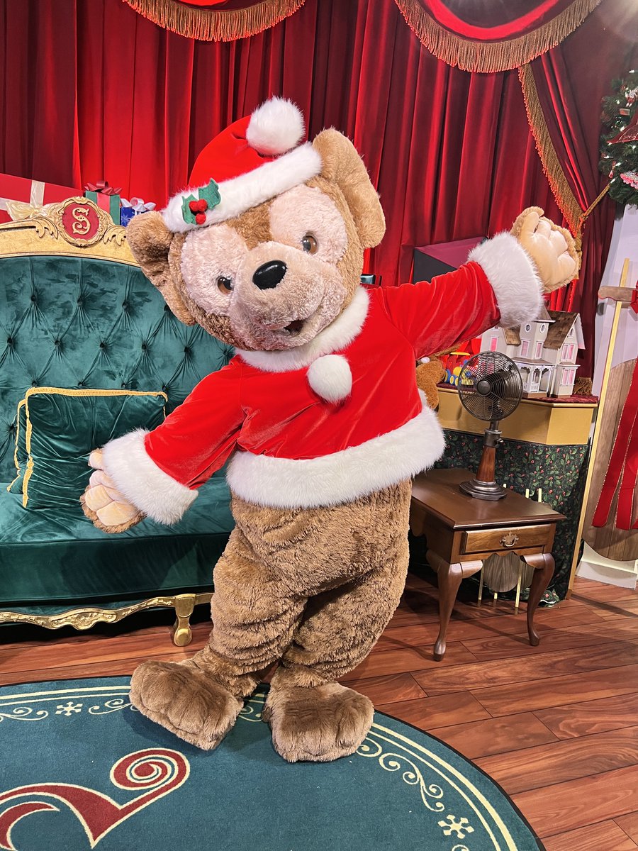 mickeynet028's tweet photo. いやーほんとに可愛過ぎました🥰

サインも書いてくれますよ🥰

#MNWDW #WDW #2024Nov  #WaltDisneyWorld #ディズニーワールド #ウォルトディズニーワールド 
#ハリウッドスタジオ #HollywoodStudios 
#ジョリウッドナイト #JollywoodNights  #ジョリウッド https://t.co/ASE2fXbksE