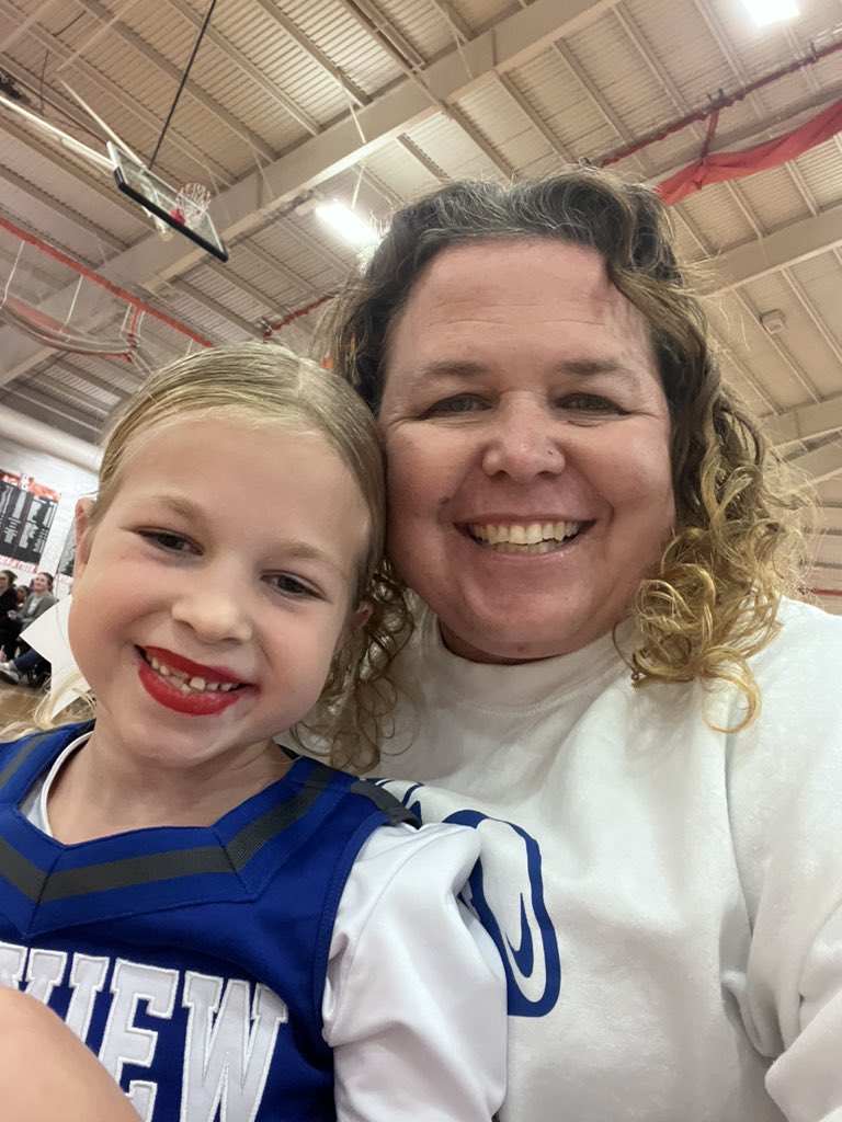 Midview Youth Cheer 3-4 took home 2nd place today ! Thank you to all the coaches who helped these girls this season ! <a href="/MidviewCheer/">Midview_Cheer</a>