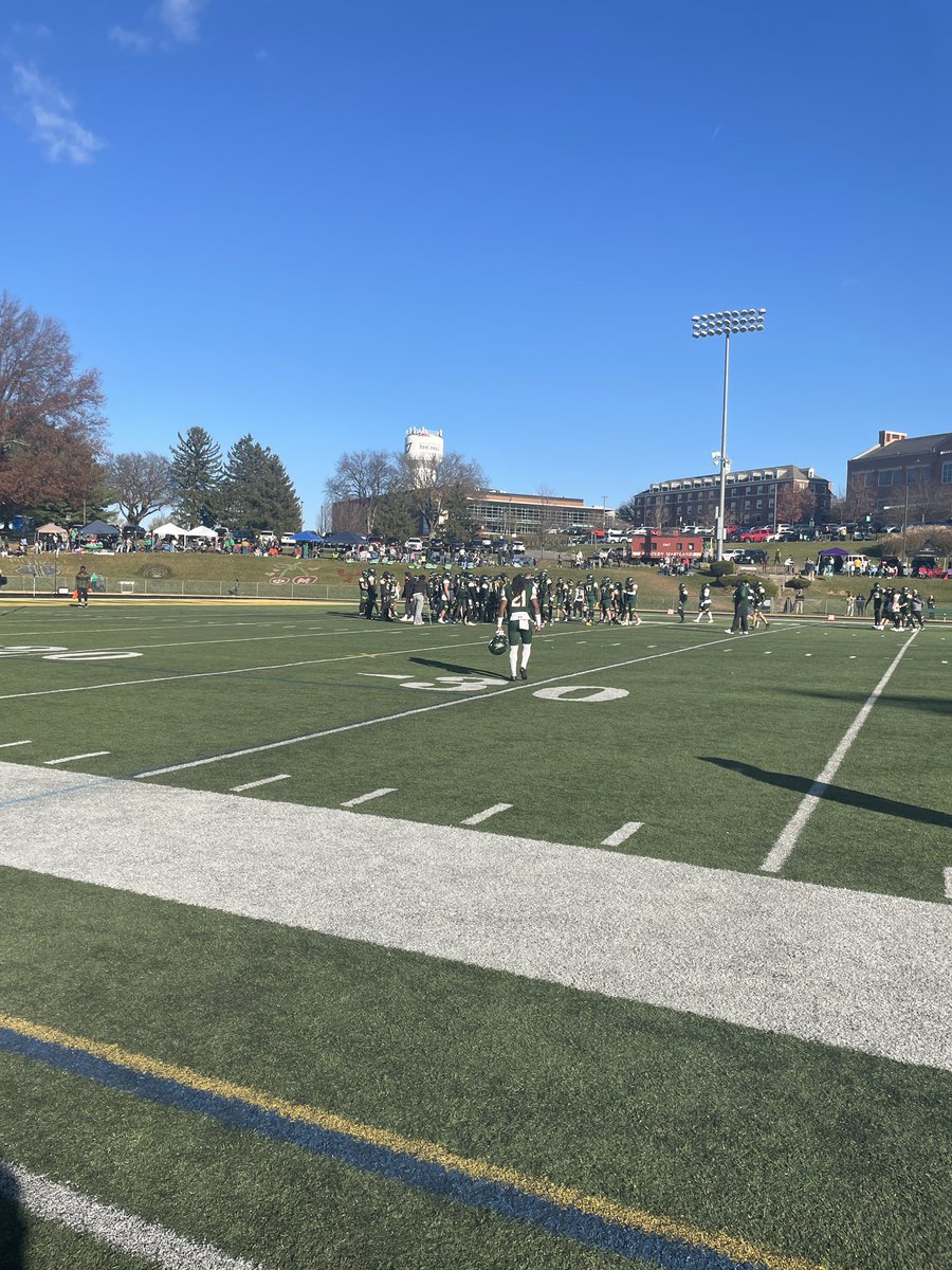 11kkjay's tweet photo. Blessed to be able to visit McDaniel College for a Gameday Visit! 🟢🟡 @Coach_Cohen29 
@mcdanielsports https://t.co/rzDw4bowHI