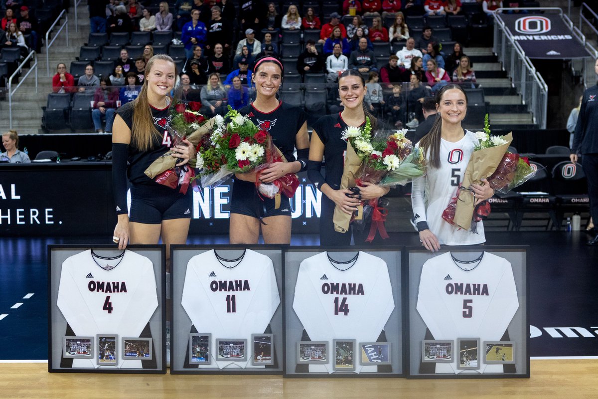 Honoring this special group🤘

Senior Night 2024

<a href="/omavs/">Omaha Mavericks</a>