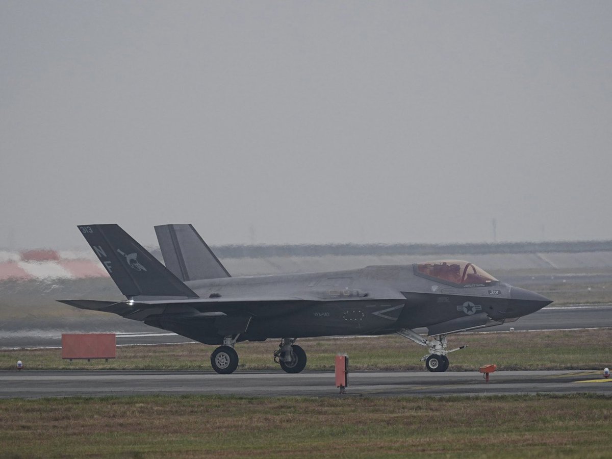 smk212411's tweet image. 11月17日  岩国基地

F35C 🤩   

#岩国基地  #F35C