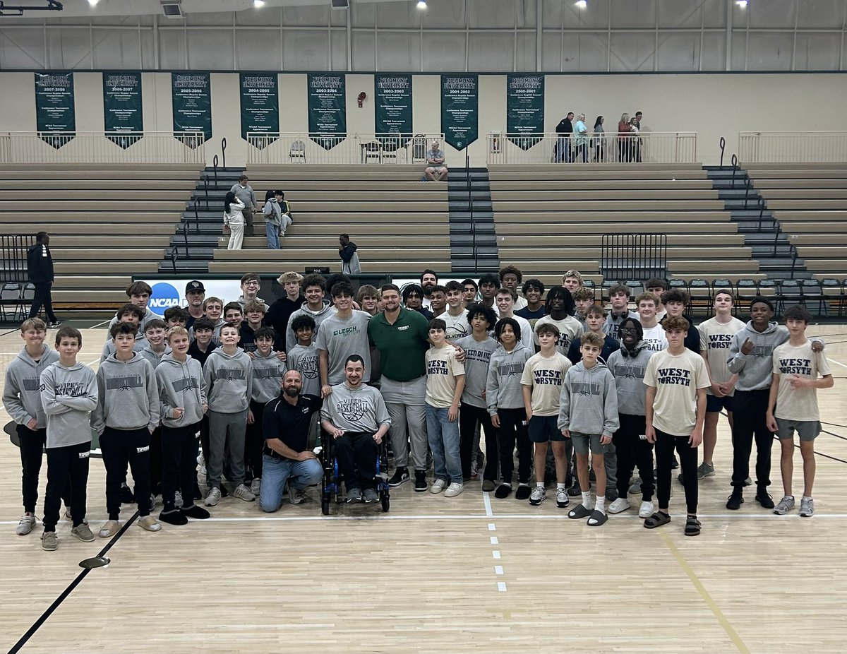 WFHS Basketball tweet media