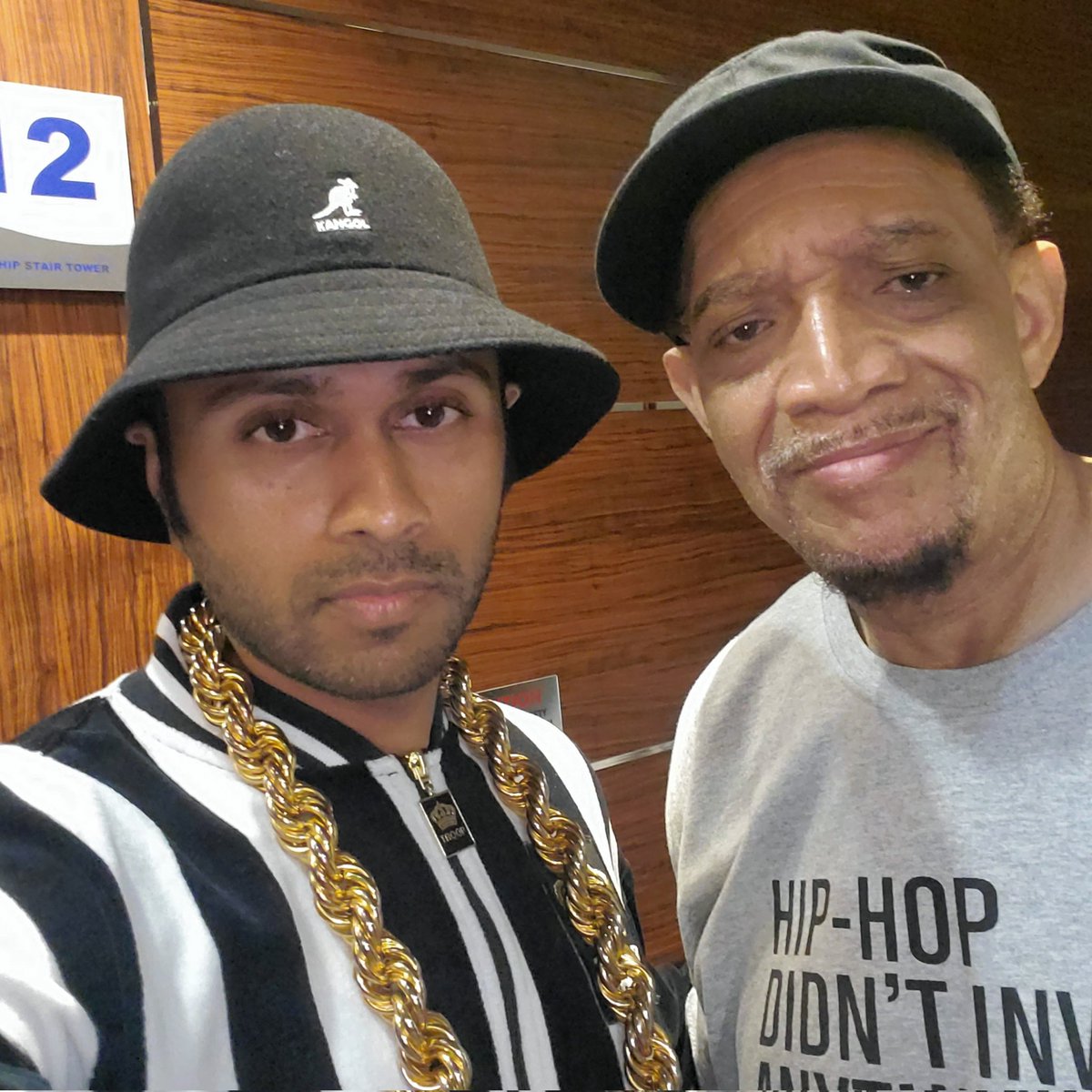 jeevzb90's tweet photo. Jeevz B and Kool DJ Red Alert ๐จ @KoolDJRedAlert #jeevzb #kooldjredalert #red #unclered #thebum #propmaster #nativetongues #zulunation #dj #rockthebellscruise https://t.co/J2JheMLXh8