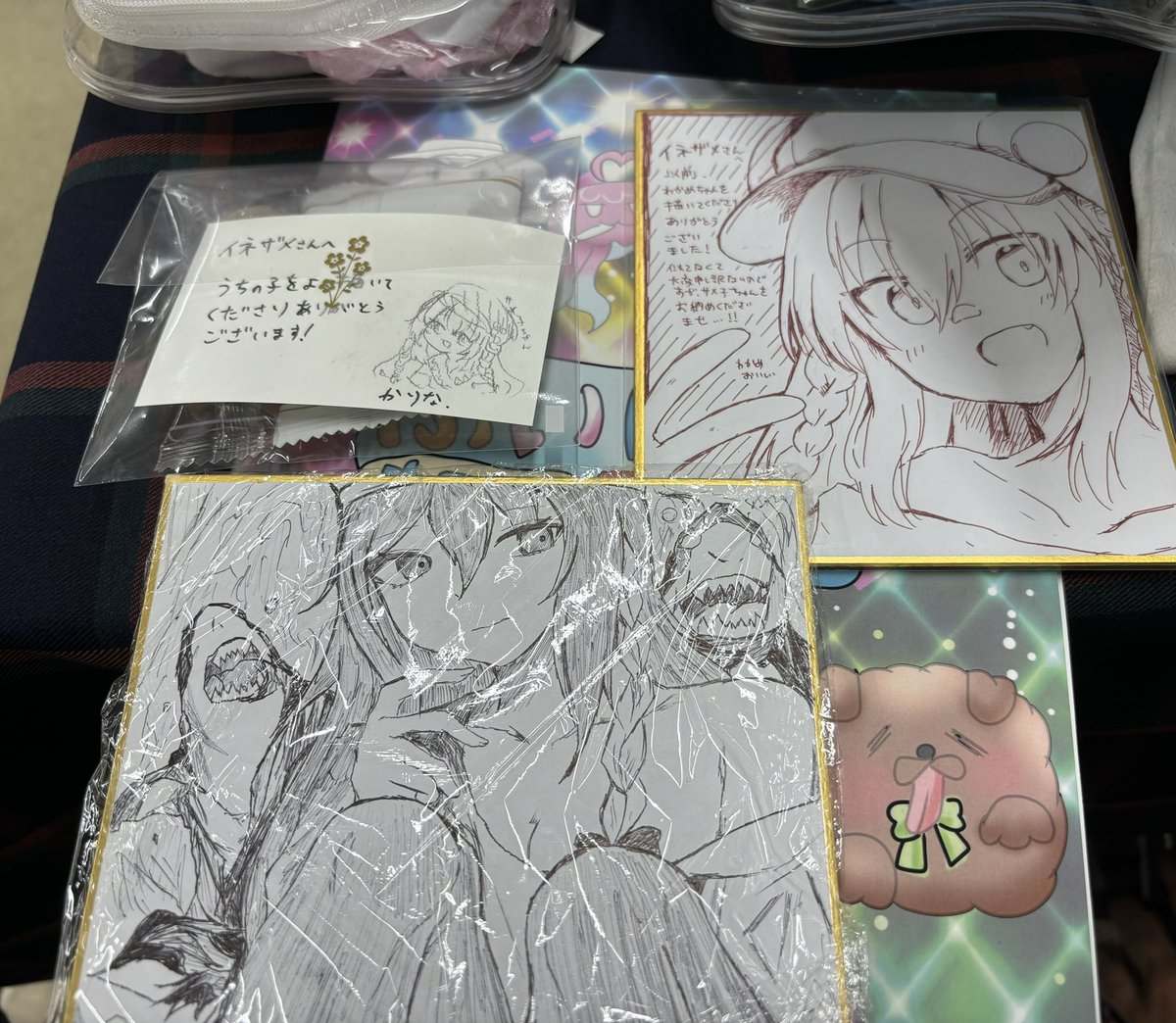 挨拶回りしてたらお宝が増えたんじゃが!?
ダイソーに行って色紙入れ買わにゃ……… 