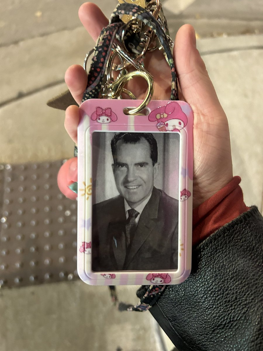 cashier at 7/11 pointed to this and said “is that your dad ?:)” and i just said yeah