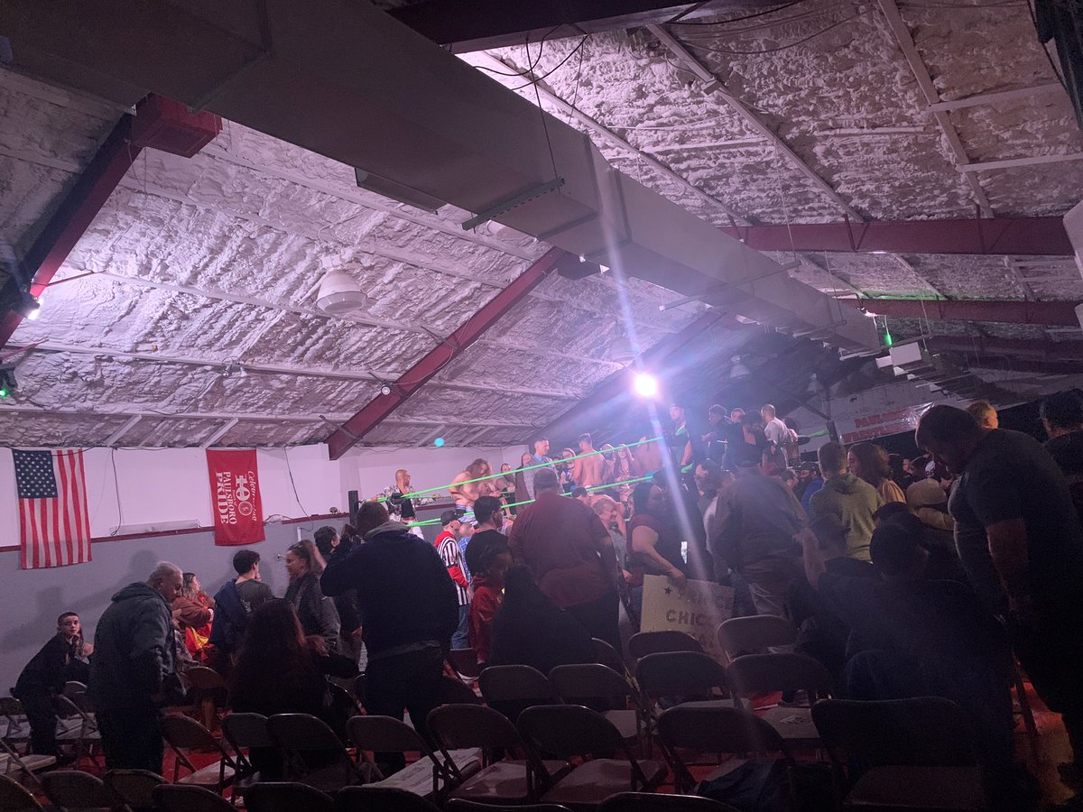 UFO_Ten4's tweet photo. @4MonsterFactory put on a banger tonight🔥🔥 https://t.co/ImEkQGuWMs