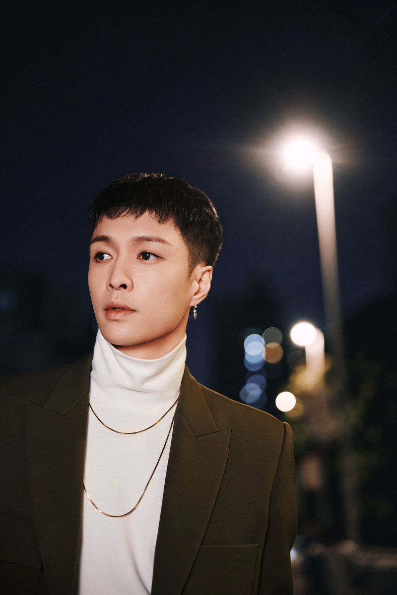 lay_studio's tweet image. 「𝙒𝙝𝙚𝙣 𝙮𝙤𝙪 𝙣𝙚𝙚𝙙 𝙖 𝙙𝙚𝙚𝙥𝙚𝙧 𝙢𝙚𝙖𝙣𝙞𝙣𝙜 」
𝑳𝒐𝒗𝒆 will accompany you through every long night.🌃

@layzhang digital single 𝑾𝒉𝒂𝒕 𝑨𝒃𝒐𝒖𝒕 𝑳𝒐𝒗𝒆.
#LAY #LayZhang #WhatAboutLove