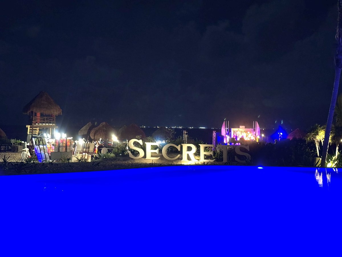 ConferenceEvent's tweet image. Group fell in love with Mexico’s Playa Blanca Costa Mujeres jungle region.  From secret, hidden spots to relax, jungle pools, massive fire pits throughout, thick towels and comfy pool loungers, great entertainment, exceptional gourmet luxury food, &amp;amp; huge rooms.