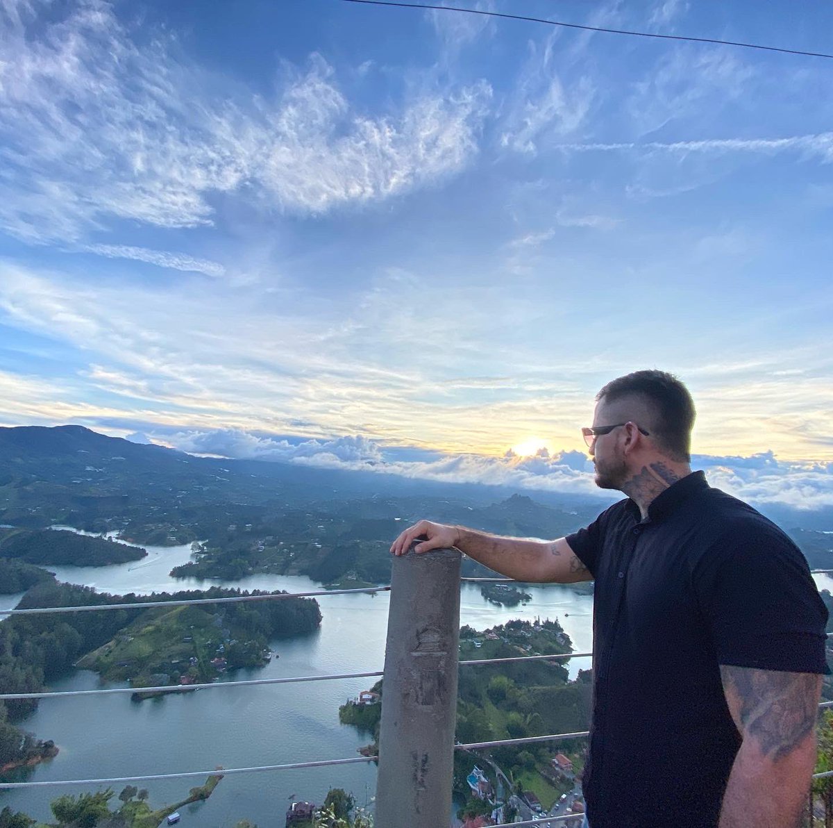 wild_wolf02's tweet photo. #medellin #guatape #paisaje #colombia https://t.co/dVxHzHpmnJ