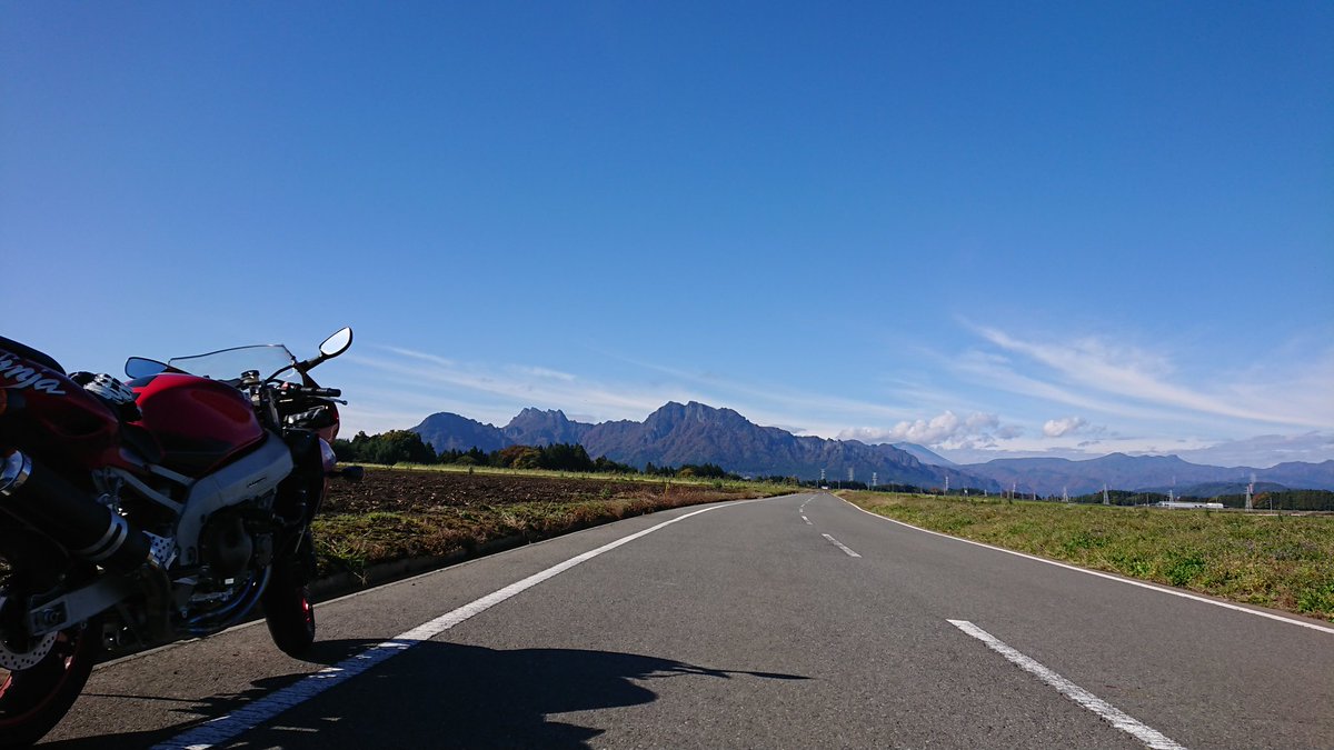 Rocket40320's tweet photo. 気のせいかな？
バイク乗ってても何だか暑いです(^_^;)
#妙義山 https://t.co/fi84LtuTvJ