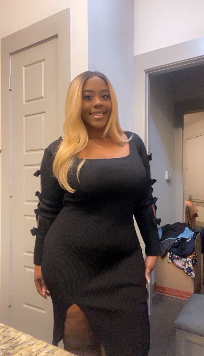 I'm fine! 🙈
Slim waist, pretty face, he know I'm a dime💋

*as I get smaller the donation box gets bigger 🤣