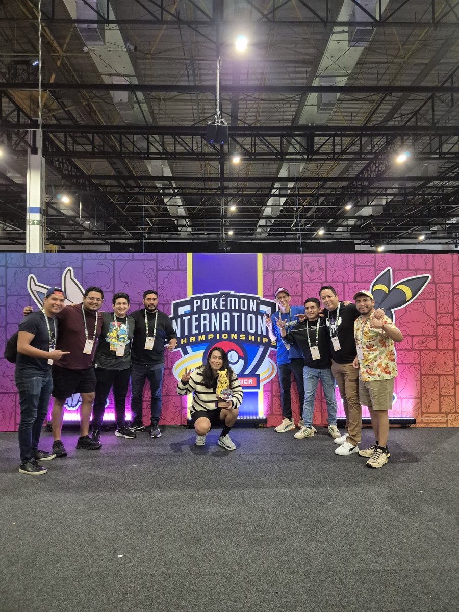 Ashtonash tweet media