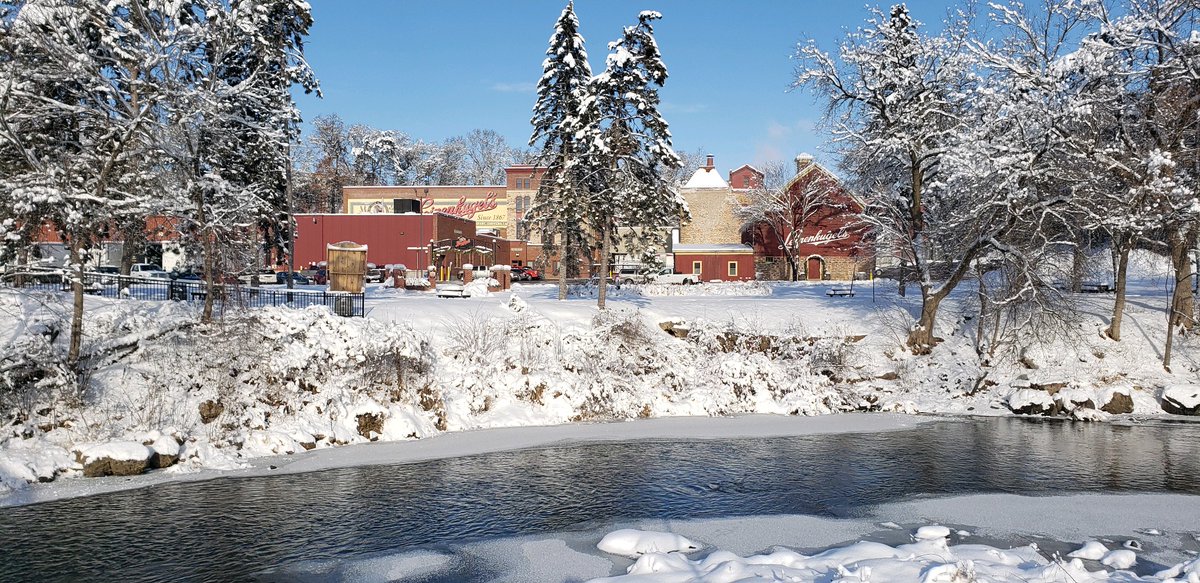 Puckett's Pub tweet media