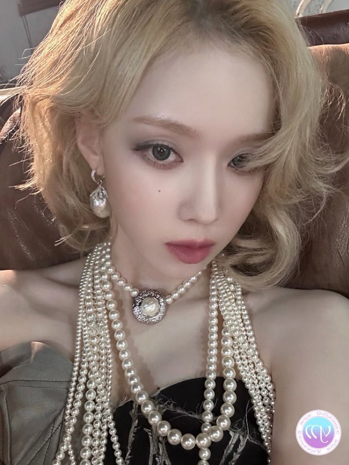 THIS WINTER LOOK IS SO INSANE