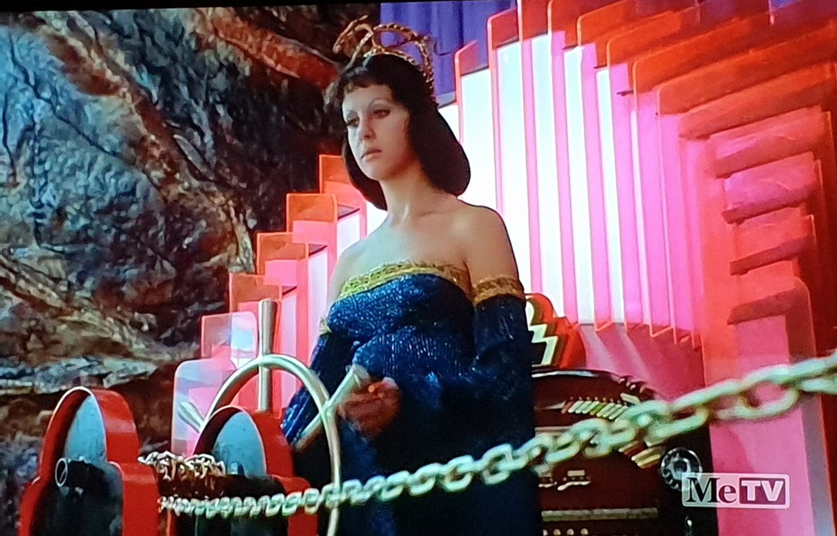 tigerlilylondon's tweet image. It was Agatha All Along! #Svengoolie #DrPhibes