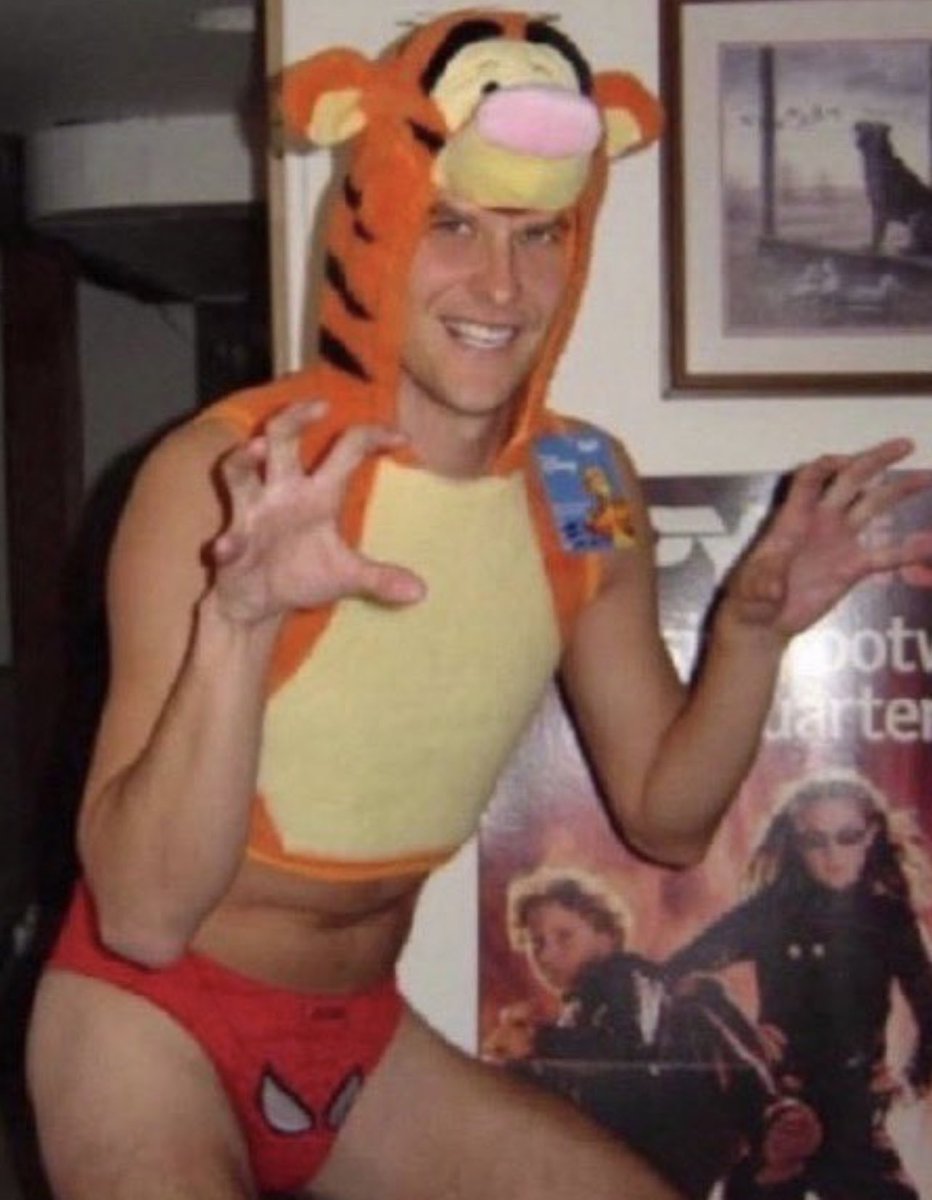 batcavepodcast tweet media