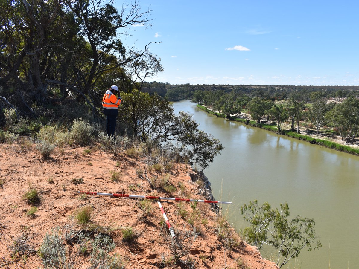 Flinders University (@flinders) on Twitter photo New research by <a href="/FLINArchaeology/">Flinders Archaeology</a>, conducted in partnership with the River Murray and Mallee Aboriginal Corporation, has documented ancient archaeological sites on the cliff-tops in the South Australian Riverland. Read more here š bit.ly/40TcaRz New research by <a href="/FLINArchaeology/">Flinders Archaeology</a>, conducted in partnership with the River Murray and Mallee Aboriginal Corporation, has documented ancient archaeological sites on the cliff-tops in the South Australian Riverland. Read more here š bit.ly/40TcaRz