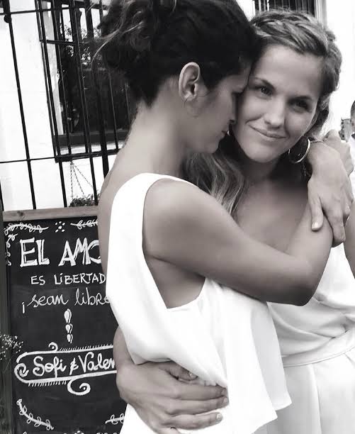 FELIZ ANIVERSARIO VYS 🤍