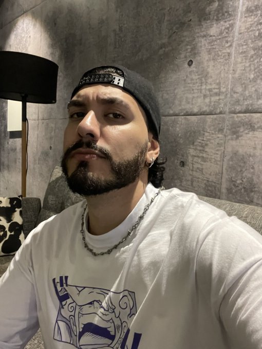 Me va dar culo ? https://t.co/mcPUDy0Wc7
