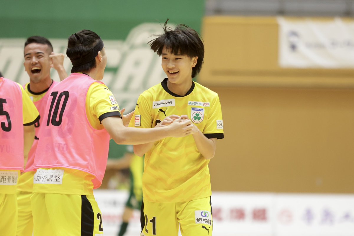 sal_japan's tweet image. 【速報】
水戸・浅野蓮がＦリーグ最年少得点記録を更新！

🆕
浅野蓮｜マルバ水戸FC｜Ｆ２
記録📝14歳11カ月25日
達成日📅2024年11月17日

《これまでの記録》
羽生恒平｜フウガドールすみだ｜Ｆ１
記録📝15歳6カ月29日
達成日📅2023年6月5日

#malva @malva_fc 
#SAL
#今こそ最高のフットサルを