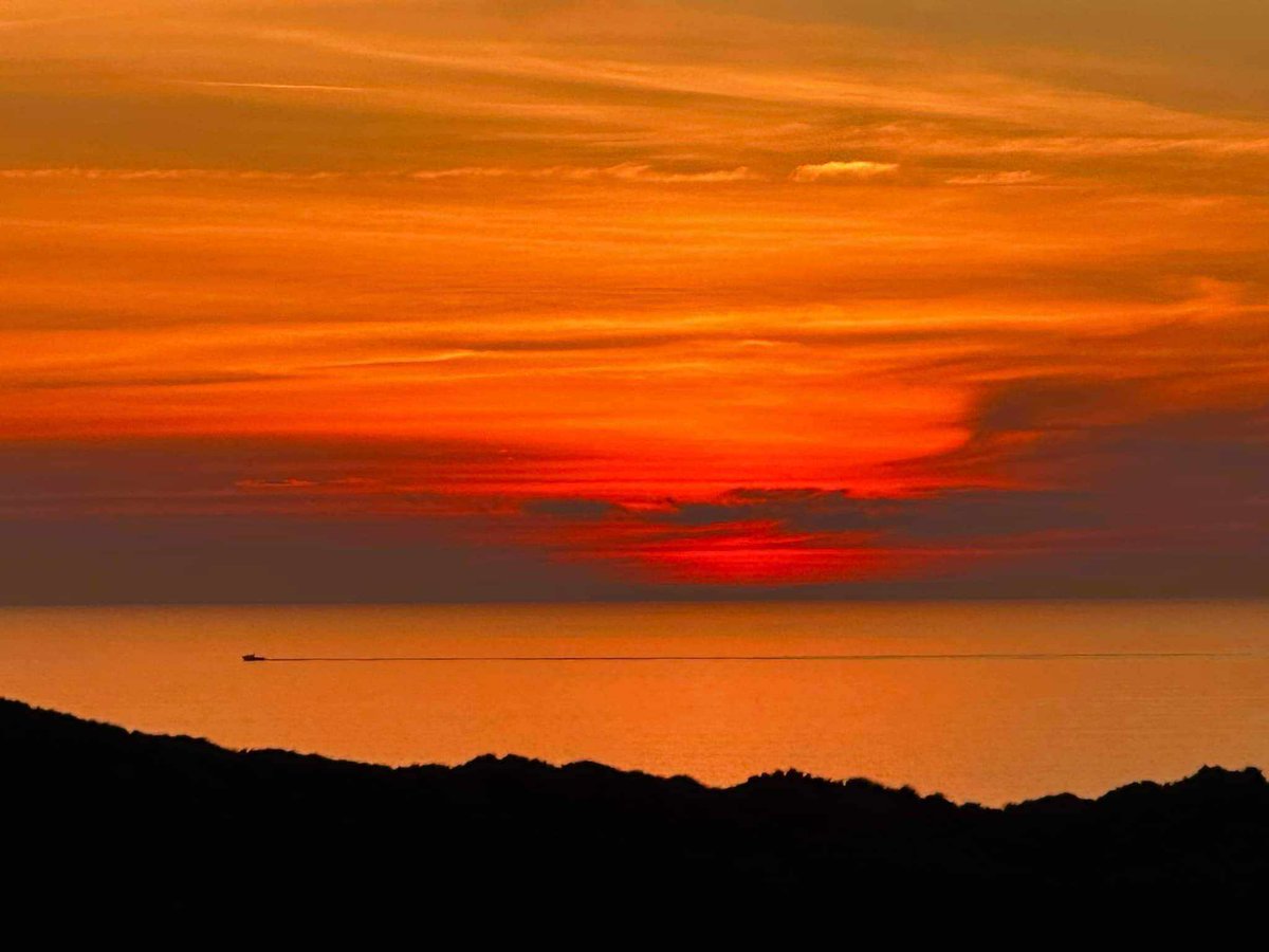 Hayle beach sunset in Cornwall, UK
