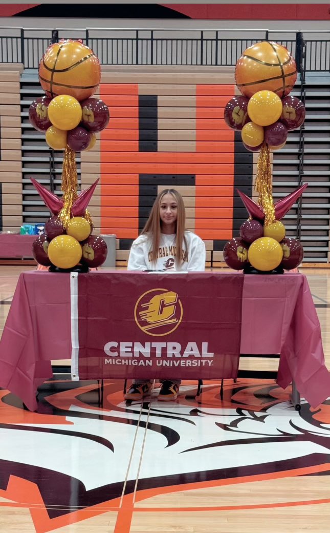 Belleville Tigers (MI) Girls Basketball (@villeladytigers) on Twitter photo It's official. Proud of you. <a href="/rylanbuschell/">rylan buschell</a> is a significant reason this program has become one of the best in Michigan. Let's make this last year on Exit 190 a special one. You Know
The Assignment. #LOCKEDINFORLIFE #THEVILLE It's official. Proud of you. <a href="/rylanbuschell/">rylan buschell</a> is a significant reason this program has become one of the best in Michigan. Let's make this last year on Exit 190 a special one. You Know
The Assignment. #LOCKEDINFORLIFE #THEVILLE