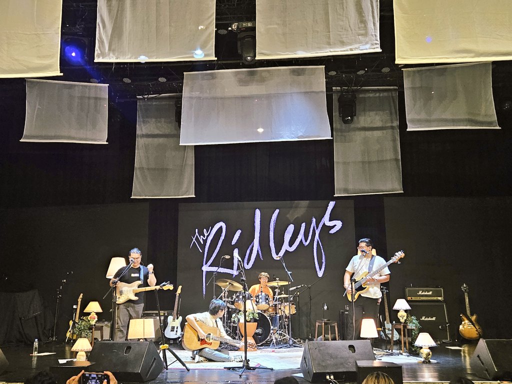 cesscloud11's tweet photo. Di ko pa rin maput into words how amazing last night was. Eternally grateful for @TheRidleysMusic, their team, and the community. You've made such a wonderful HOME for us. We will be here to support you reach more dreams 🌌 You deserve all these greatness and more 🫶 #SWMAH https://t.co/RehWi3fKQb
